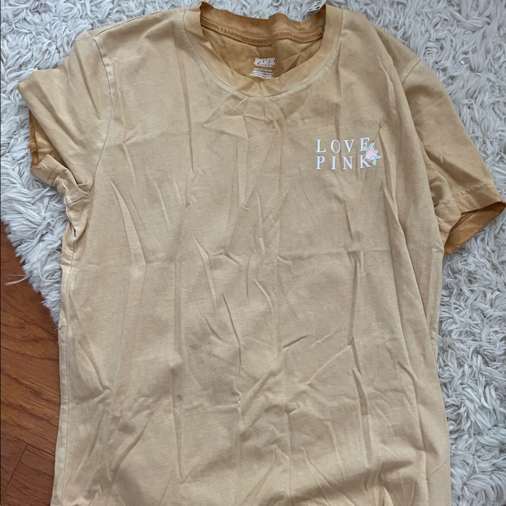 NWT Victoria Secret PINK tshirt